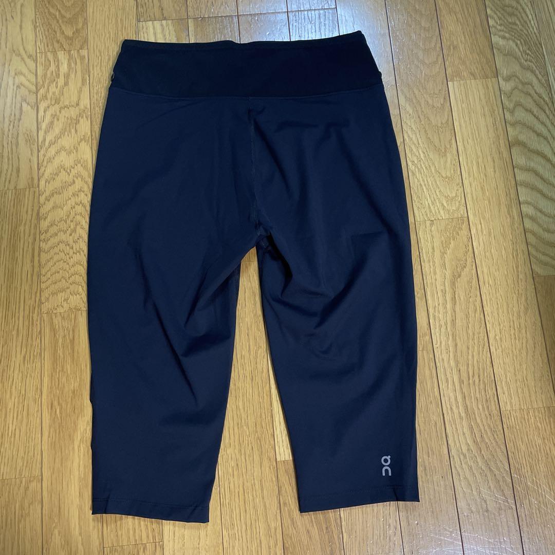 On ブラック クロップドパンツ　新品・未使用✨✨Taket❗️