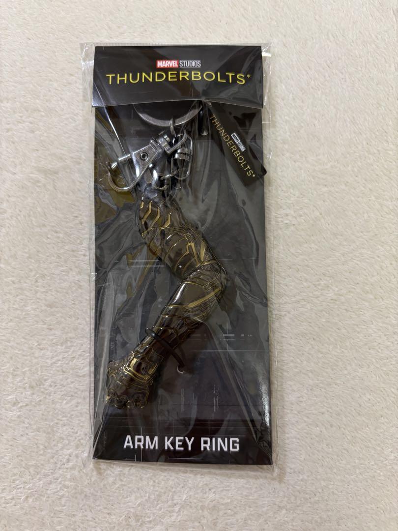 ヴ*ン様 正規品　THUNDERBOLTS　サンダーボルツ　アームキーホルダー サンダーボルツ アームキーホルダー - メルカリ