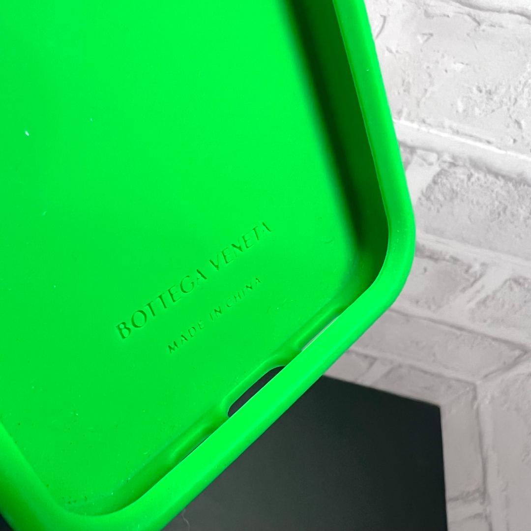 ✨正規品＆極美品‼️✨ボッテガヴェネタ イントレチャート iPhone14Pro