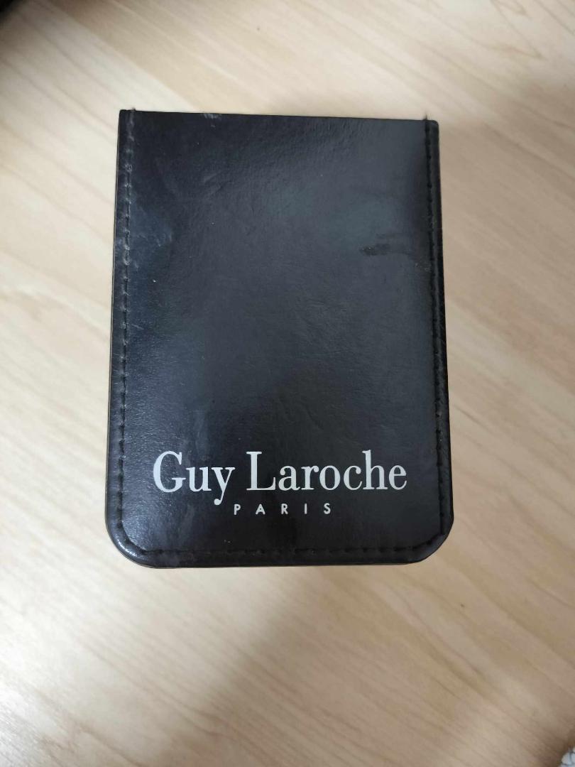 美品 稼働品　Guy Laroche ギ・ラロッシュ 腕時計　ペア SWISS