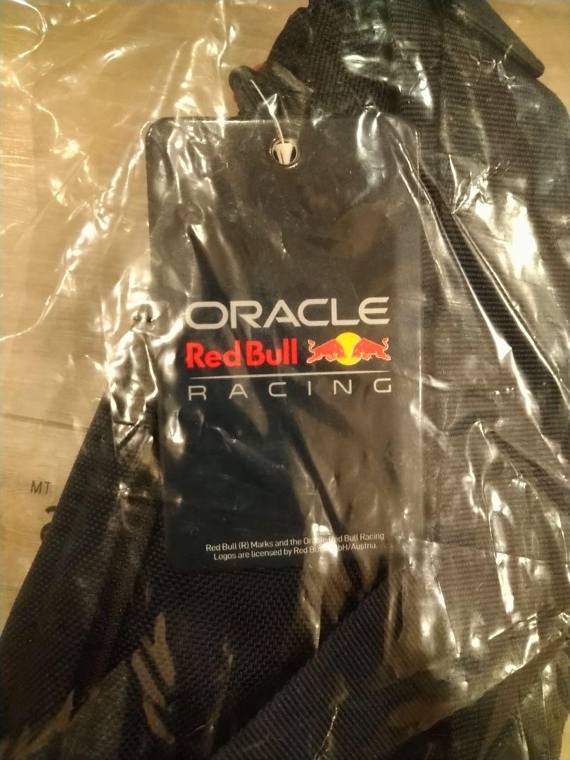 完売品】F1 レッドブル レーシング チーム ウエストバッグ 2023 完売品】F1 レッドブル レーシング チーム ウエストバッグ 2023