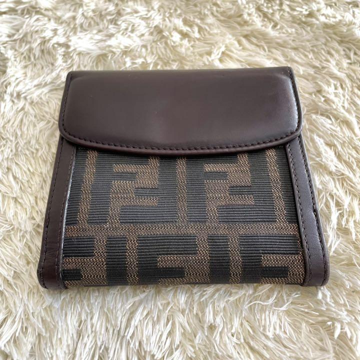 FENDI 【中古】フェンディ 三つ折り コンパクト財布 ズッカ