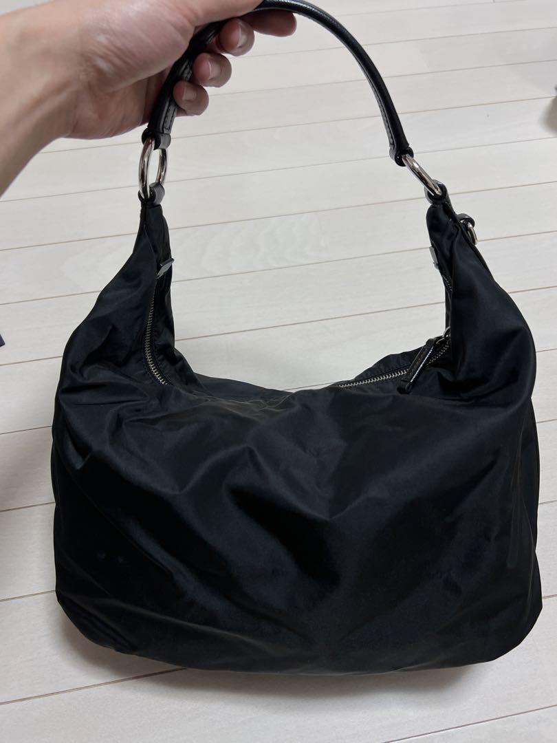 プラダPRADAロゴプレートワンショルダーバッグ　HOBO ナイロン プラダPRADAロゴプレートワンショルダーバッグ HOBO ナイロ