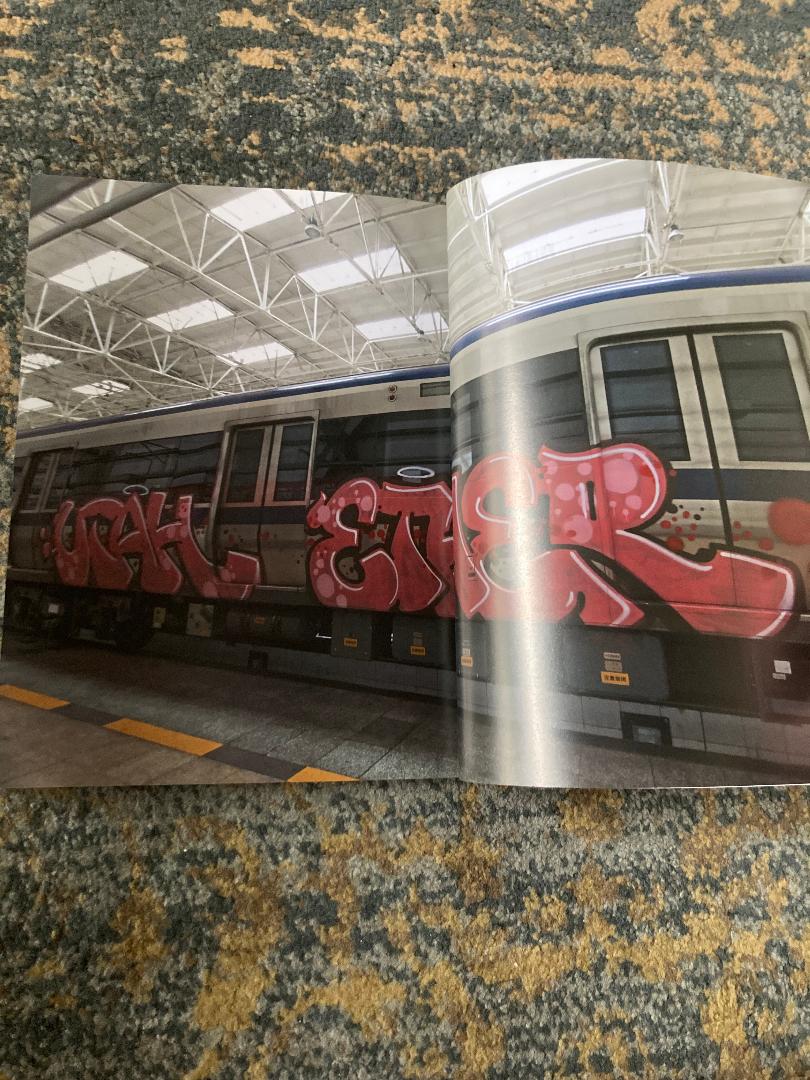 UTAH & ETHER GRAFFITI写真集