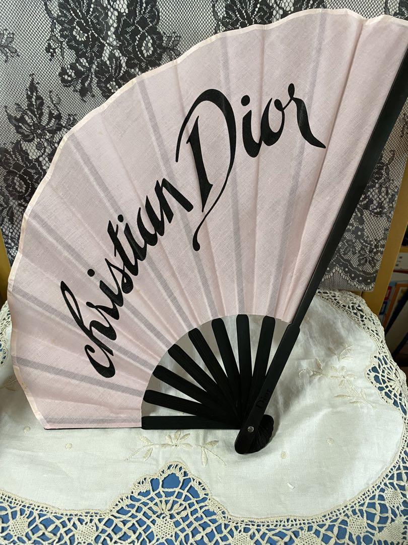 ディオール 扇子ピンクdior-gift-fanビューティ ディオール 扇子ピンクdior-gift-fanビューティ (Dior