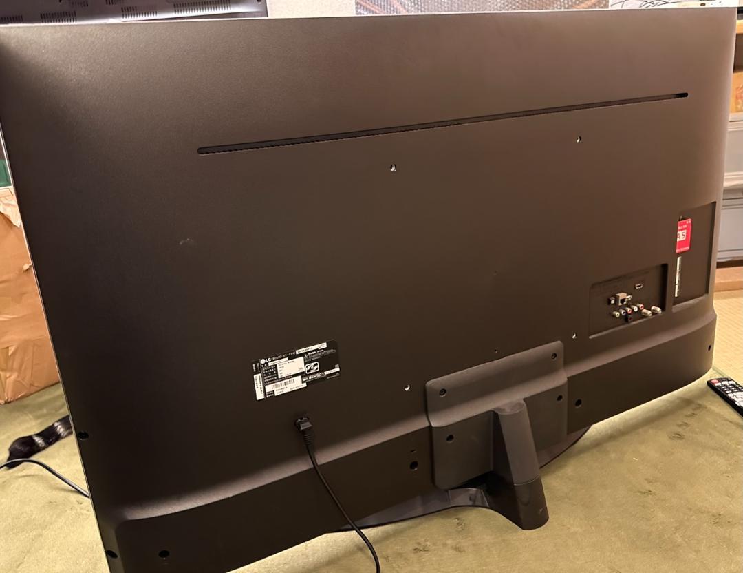 スマートテレビ!LG　49UK6300PJF　49型　4K対応　超美品！