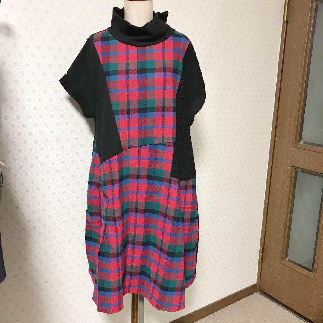 暖かいベスト　黒地赤チェック　rikobety様お取り置きです