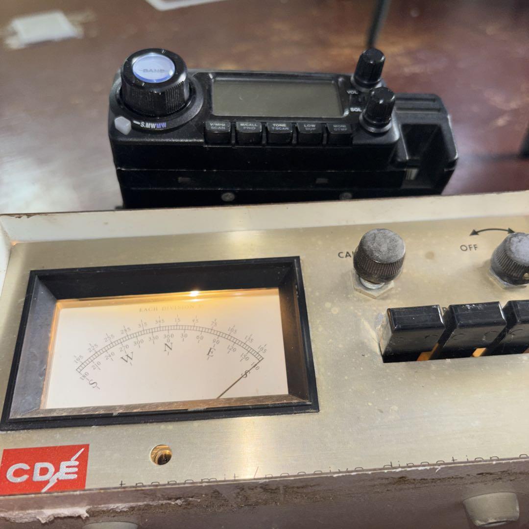 CDE トランシーバー ICOM IC-208 デュアルバンド