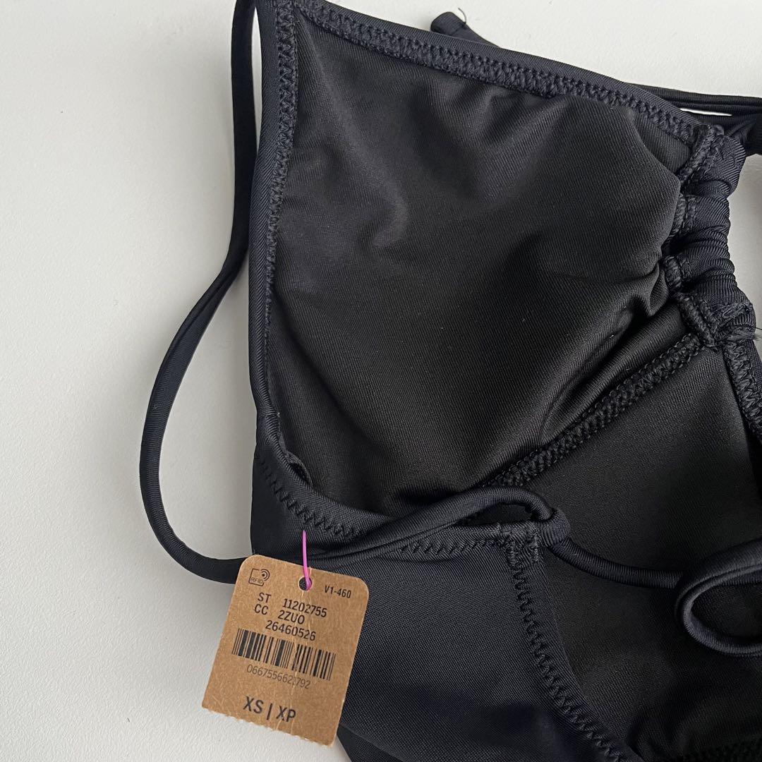 値下げ中❗️黒 カットアウト ワンピース水着 XS 値下げ中❗️黒 カットアウト ワンピース水着 XS