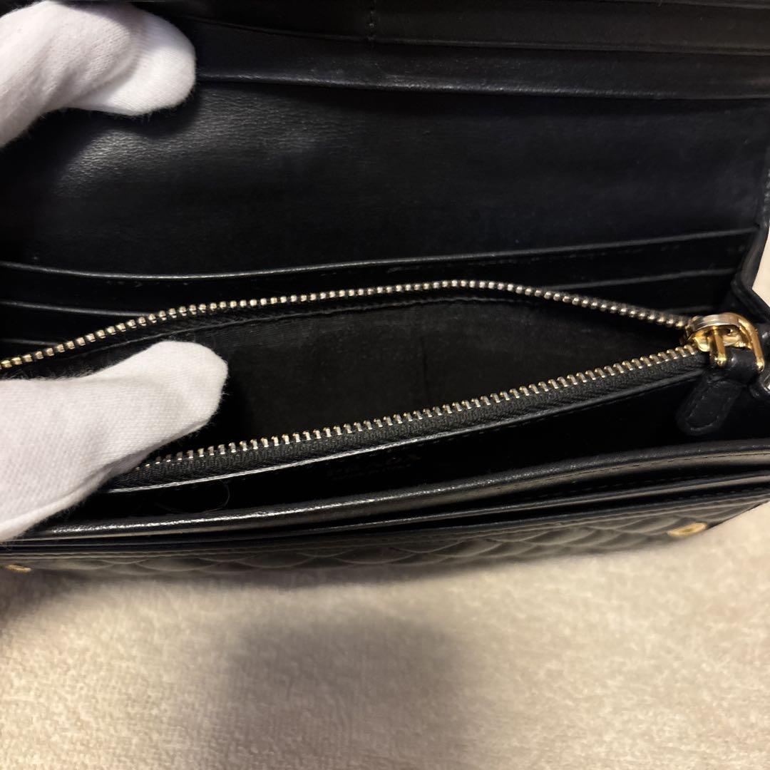 PRADA キルティング 長財布 ブラック 箱付き