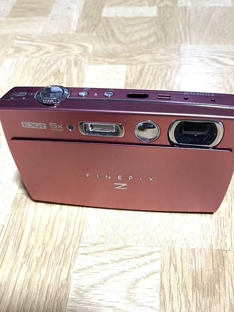 富士フイルム　コンパクトデジタルカメラ　ピンク