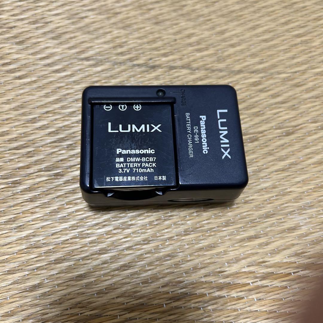 Panasonic LUMIX DMC-FX70 シルバー