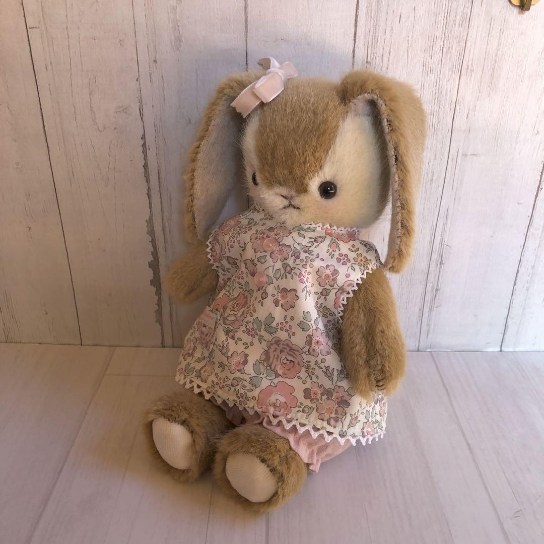 ハンドメイド　ホーランドロップちゃん　うさぎのぬいぐるみ