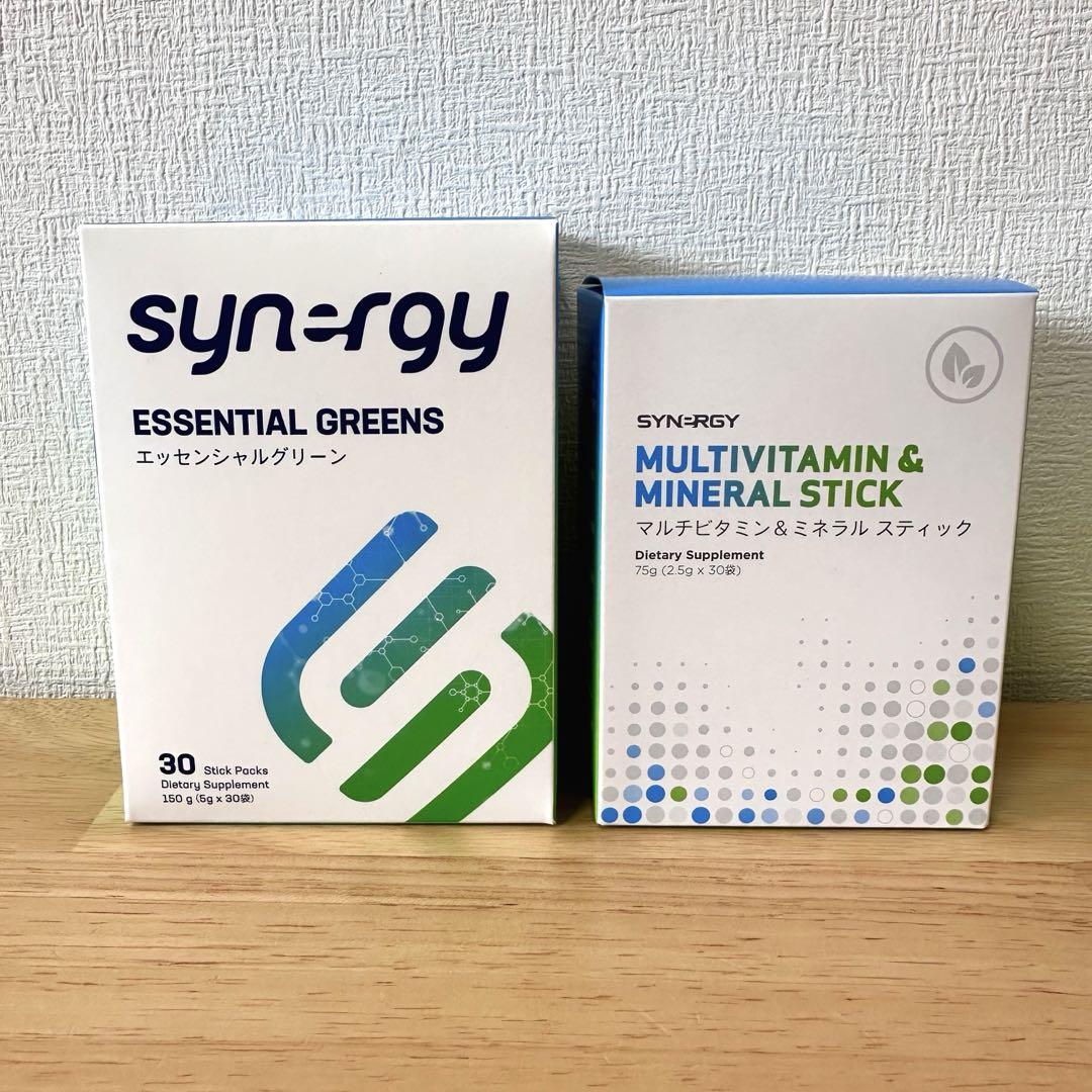【新品】シナジー　エッセンシャルグリーン＆マルチビタミン