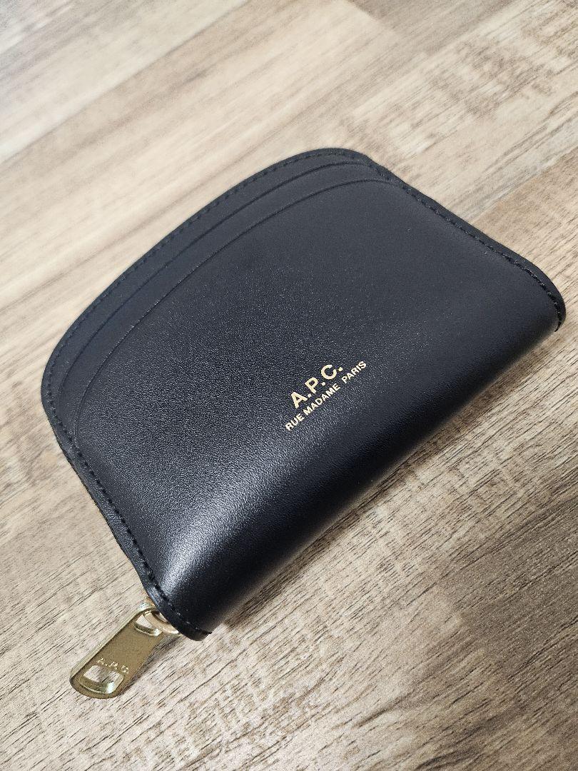 A.P.C. 　アーペーセー　ブラックレザー コインケース