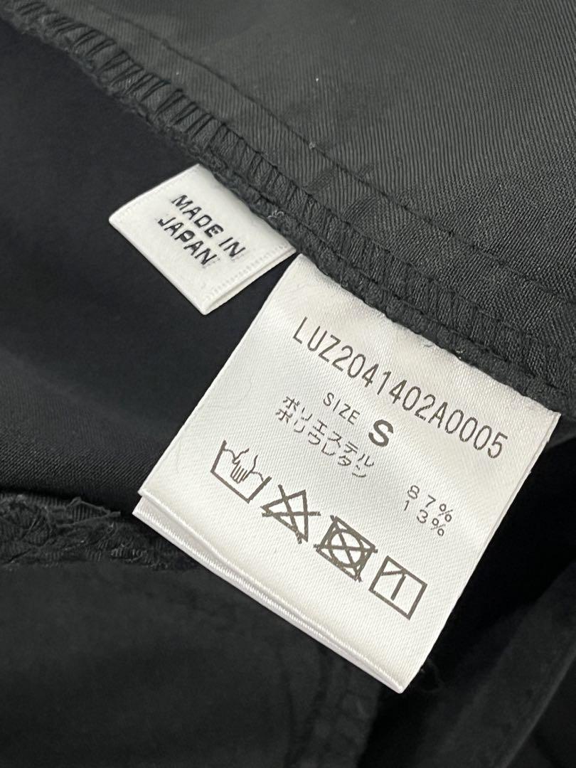 新品タグ付き★Lui's フレアスラックス ルイス 0528