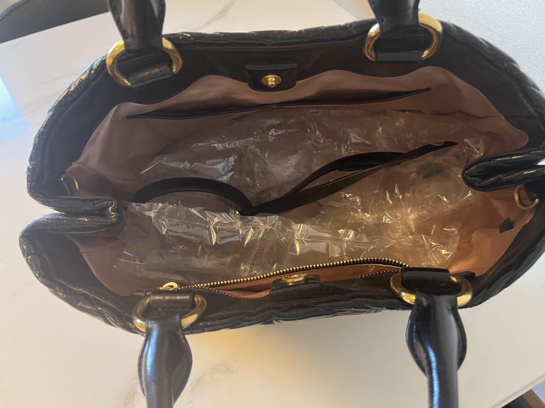 Miu Miu ブラック バッグ 中型