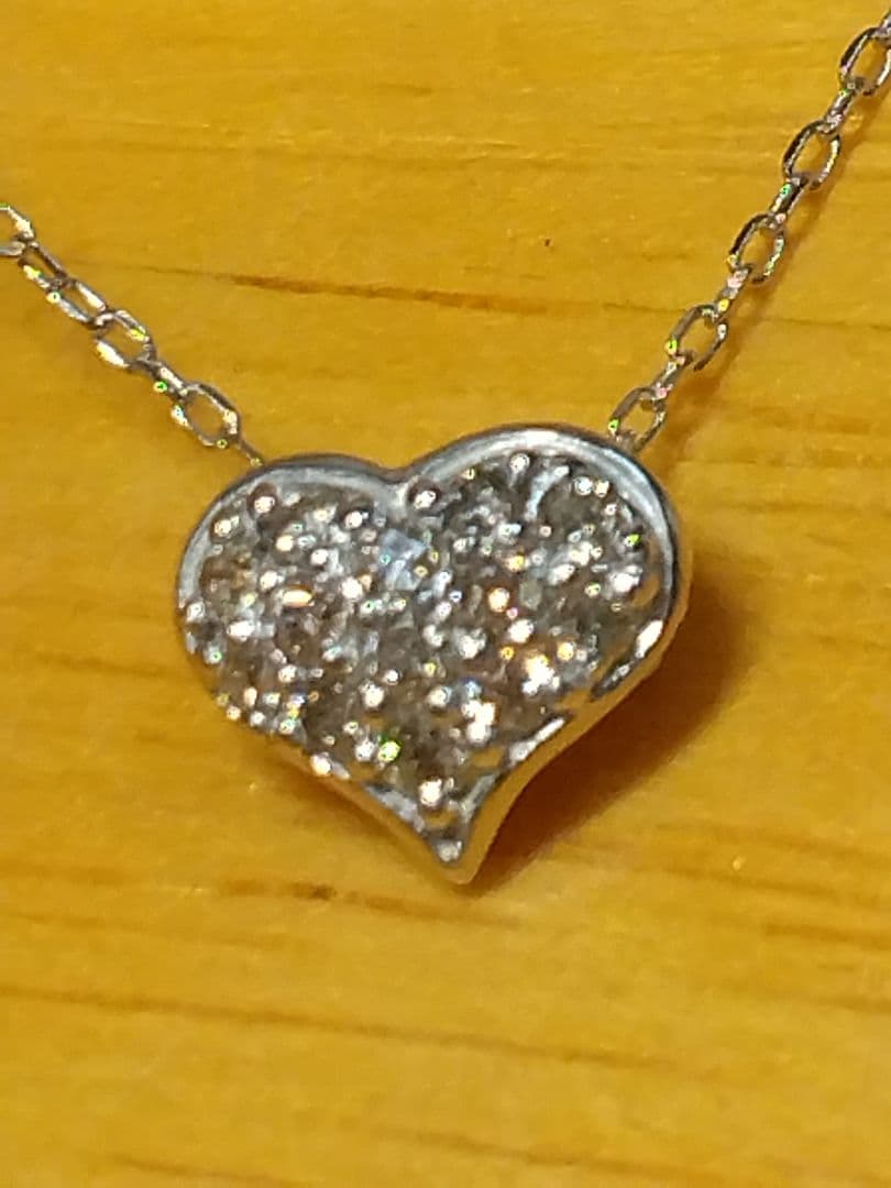 お買い得品◆k10wG ダイヤモンドペンダントトップつきネックレス