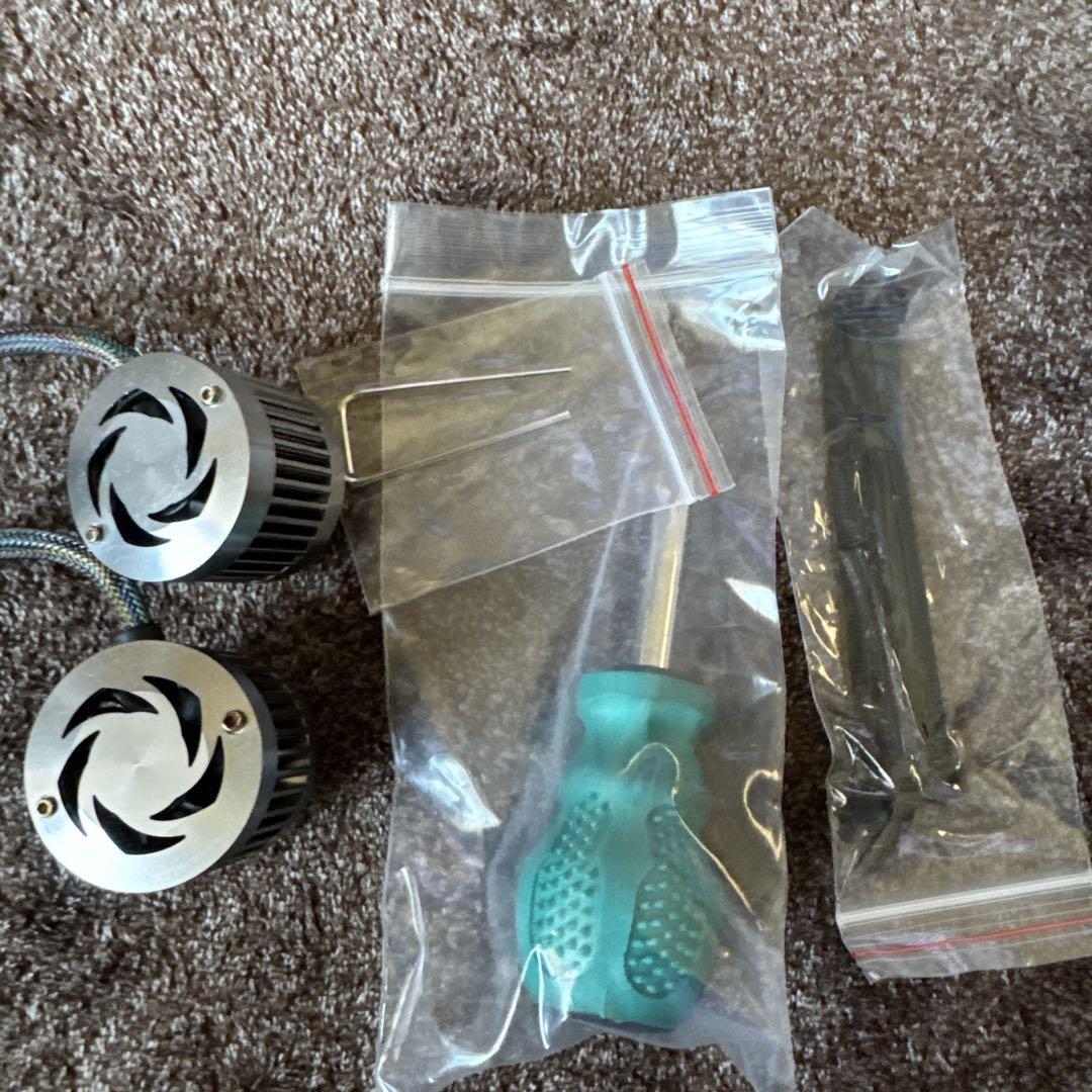 fcl l1B LEDフォグランプ　2色切り替え　ホワイトイエロー