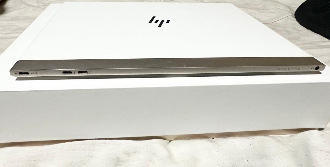 spectre 13-af528TU