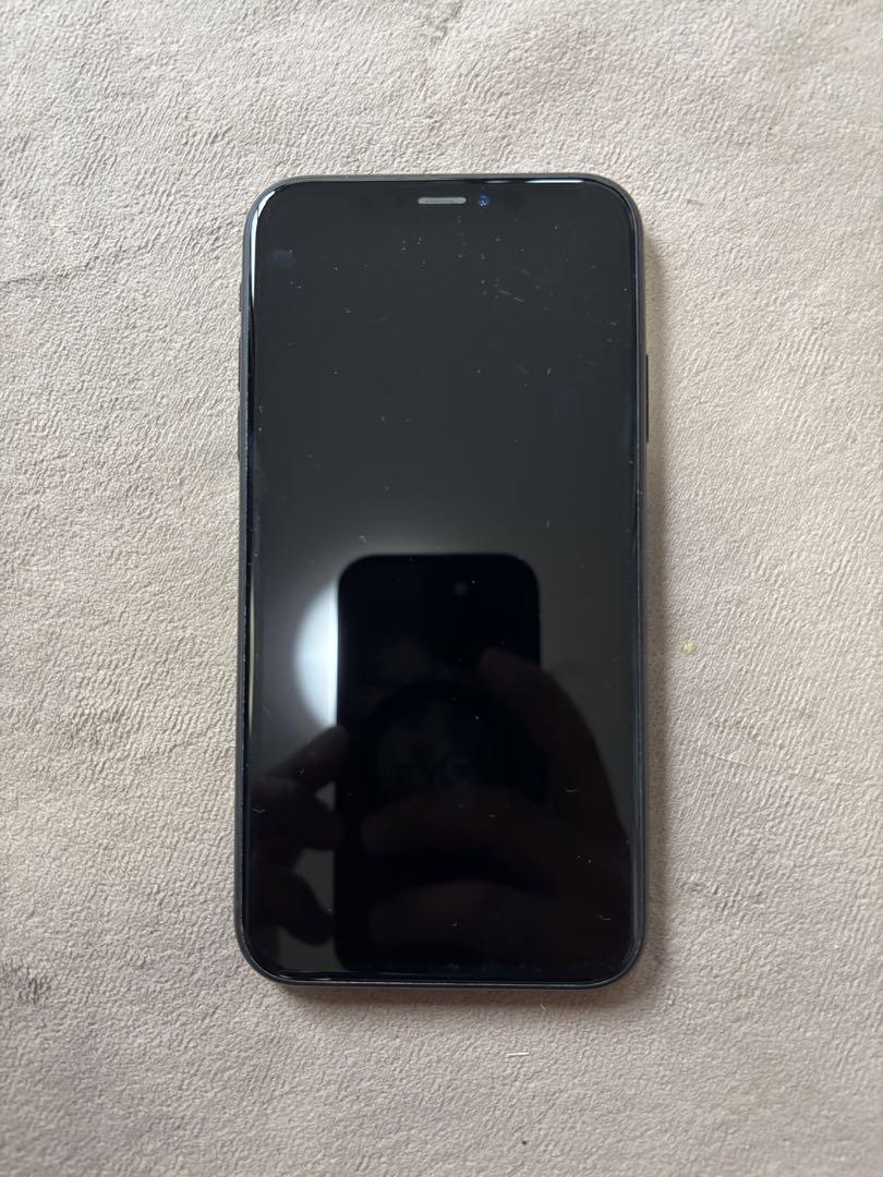 iPhone XR ブラック 128GB SIMフリー anker充電ケーブル付 iPhone XR ブラック 128GB SIMフリー anker充電ケーブル付