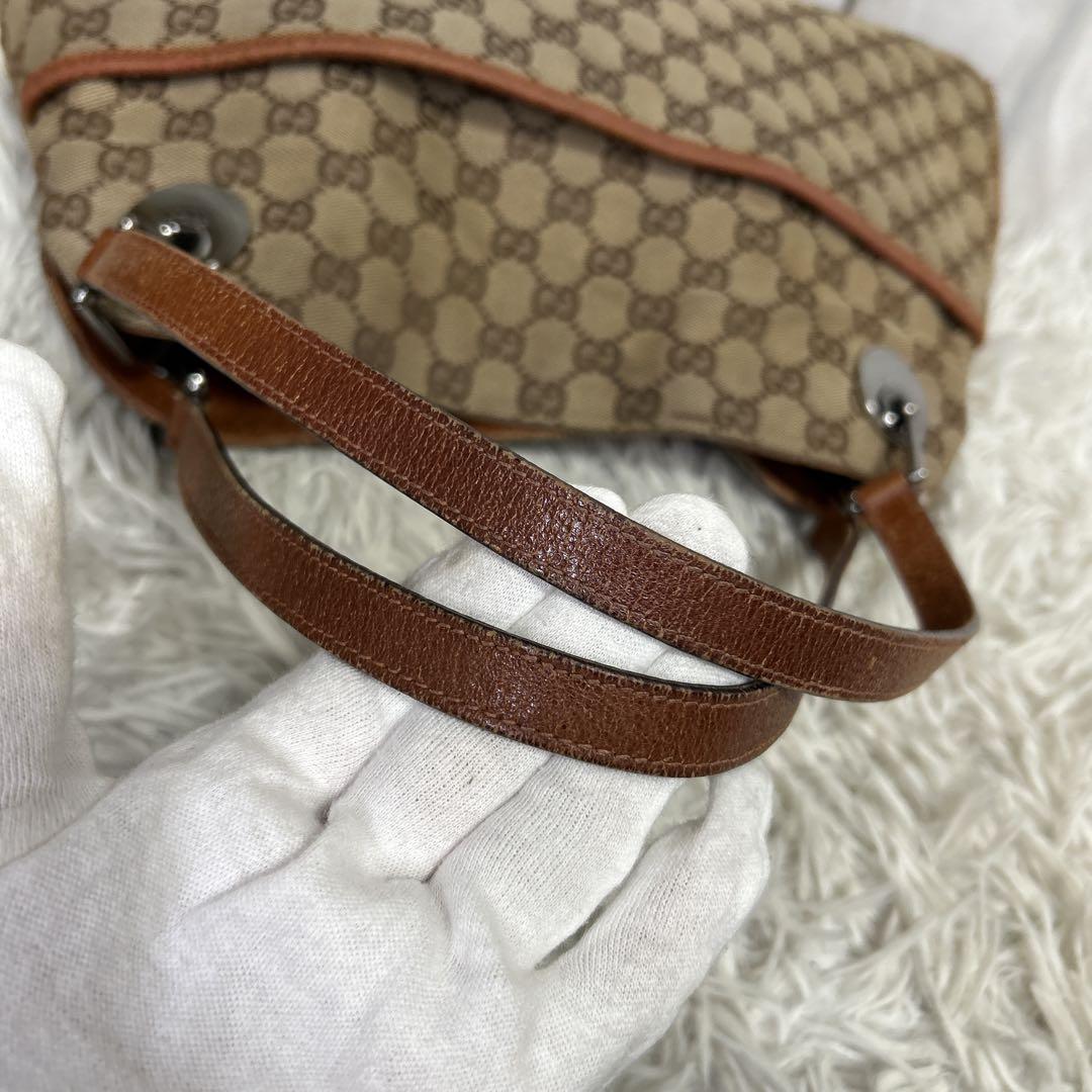 GUCCI GGキャンバス トートバッグ ロゴ金具 ワンショルダー