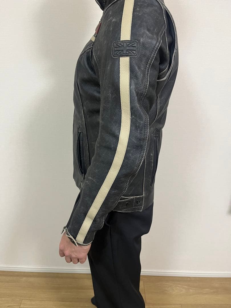 triumph ウェア(13750円)