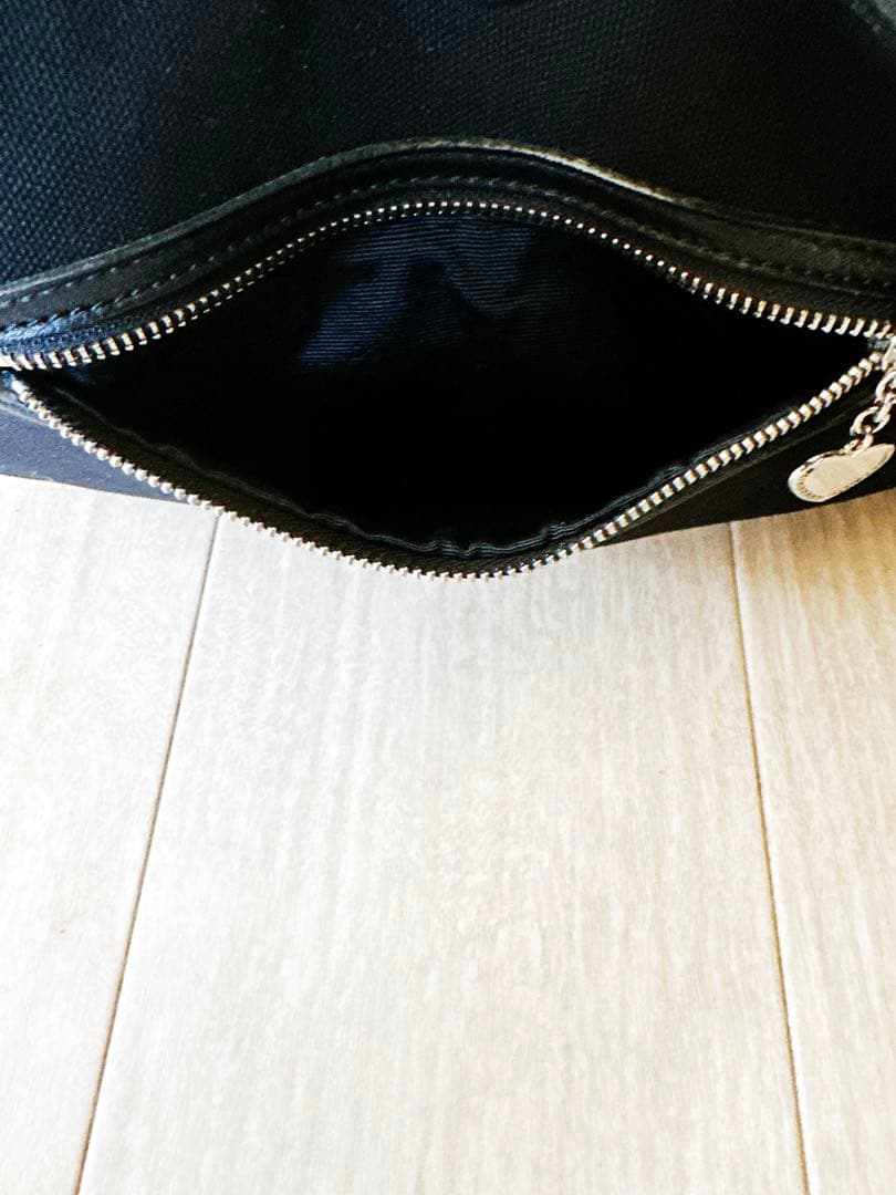 BURBERRYショルダーバック 黒 ブラック BURBERRYショルダーバック 黒 ブラック