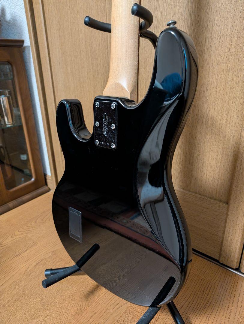 Sterling by MUSIC MAN RAY34　ブラック