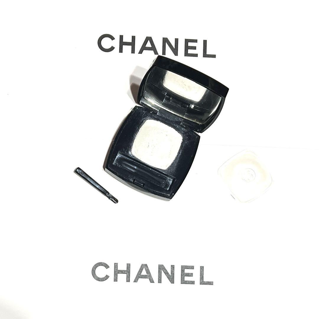CHANEL OMBRE UNIQUE #201 アイシャドウ 2g