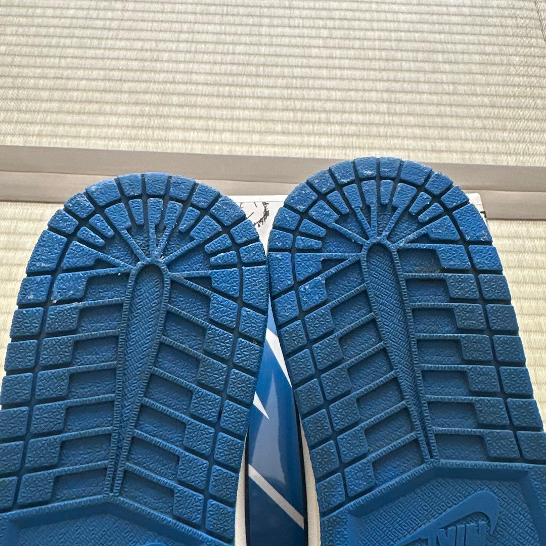 Travis Scott × Nike Air Jordan 1 Low 29