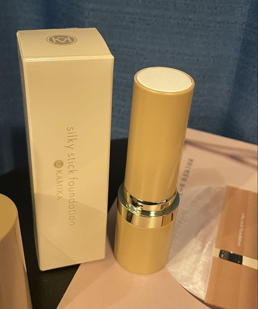 KAMIKA シルキースティックファンデーション ホワイト11g