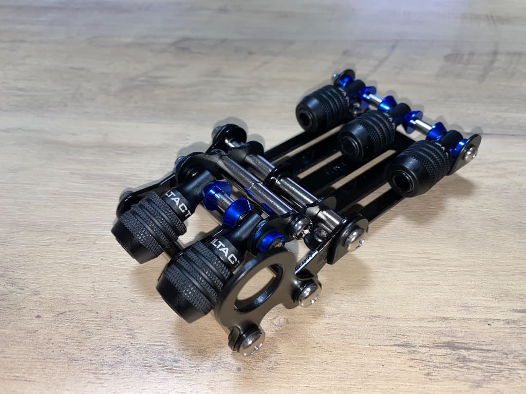 ニックス風ビットホルダー5P付きベルトループ ブラック×ブルー新品、♥