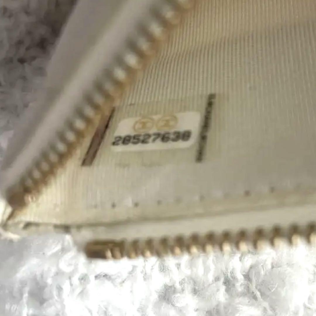 CHANEL マトラッセ スリムウォレット 白