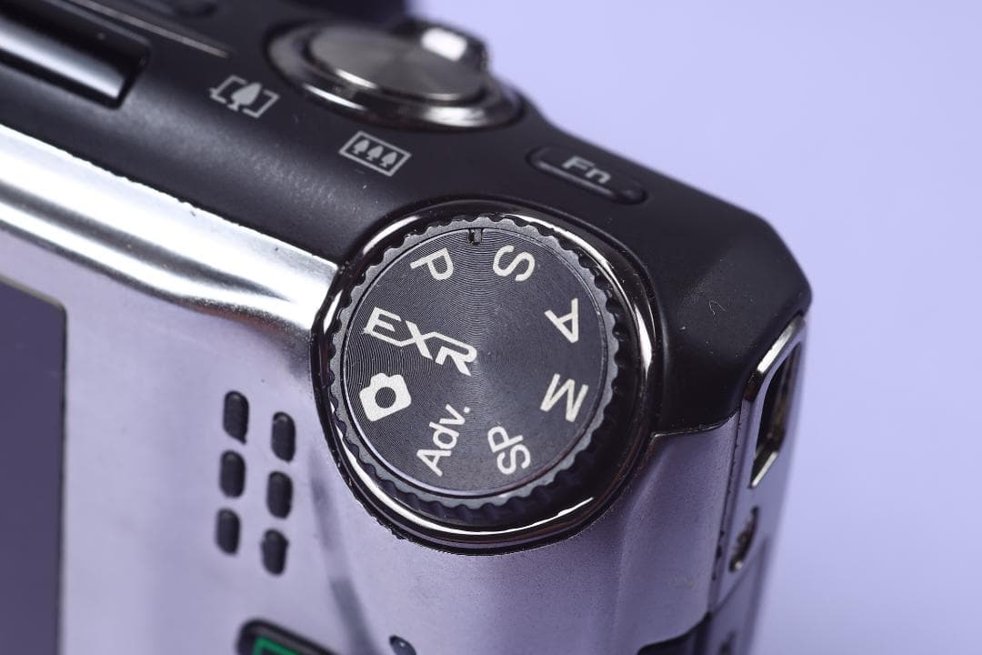 デジタルカメラ [#841] FUJIFILM FINEPIX F770 EXR