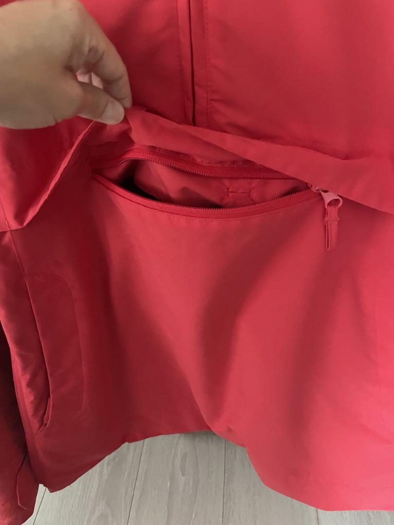 ROXYスノーボードジャケット 女性用(美品)