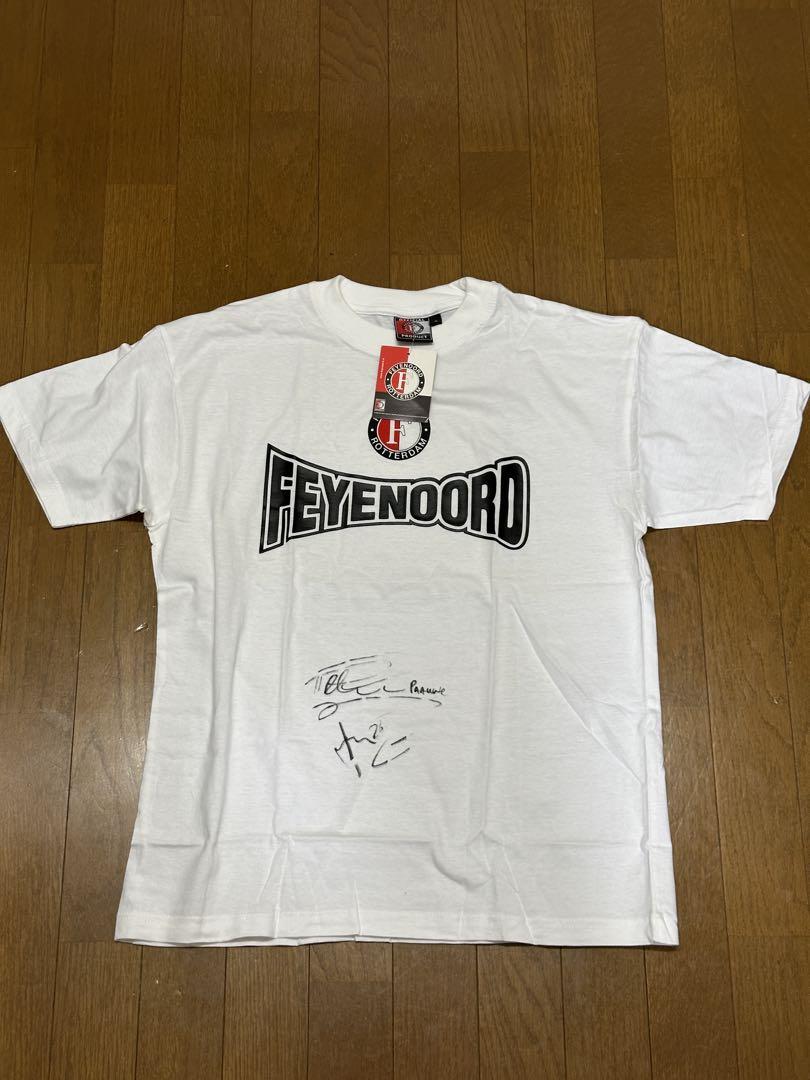 新品・未使用・タグつき】フェイエノールト Tシャツ サイン入り
