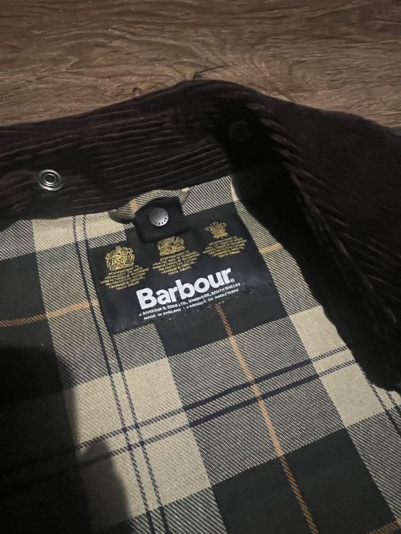 Barbour ダークグリーン