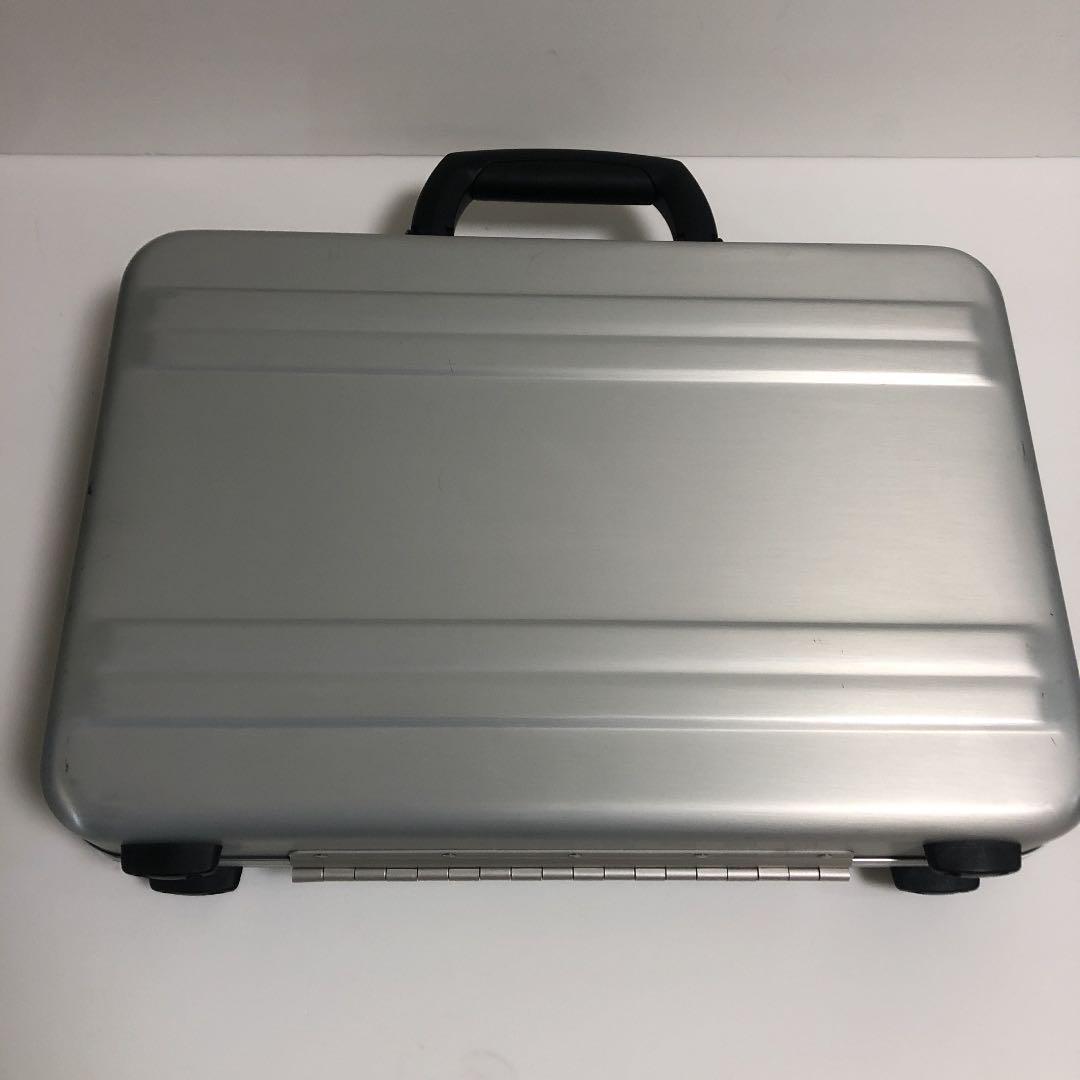 ィカメリー ゼロハリバートン ZEROHALLIBURTON ダイヤル錠 qKka0-m27462641672 アタッシュケース ィカメリー