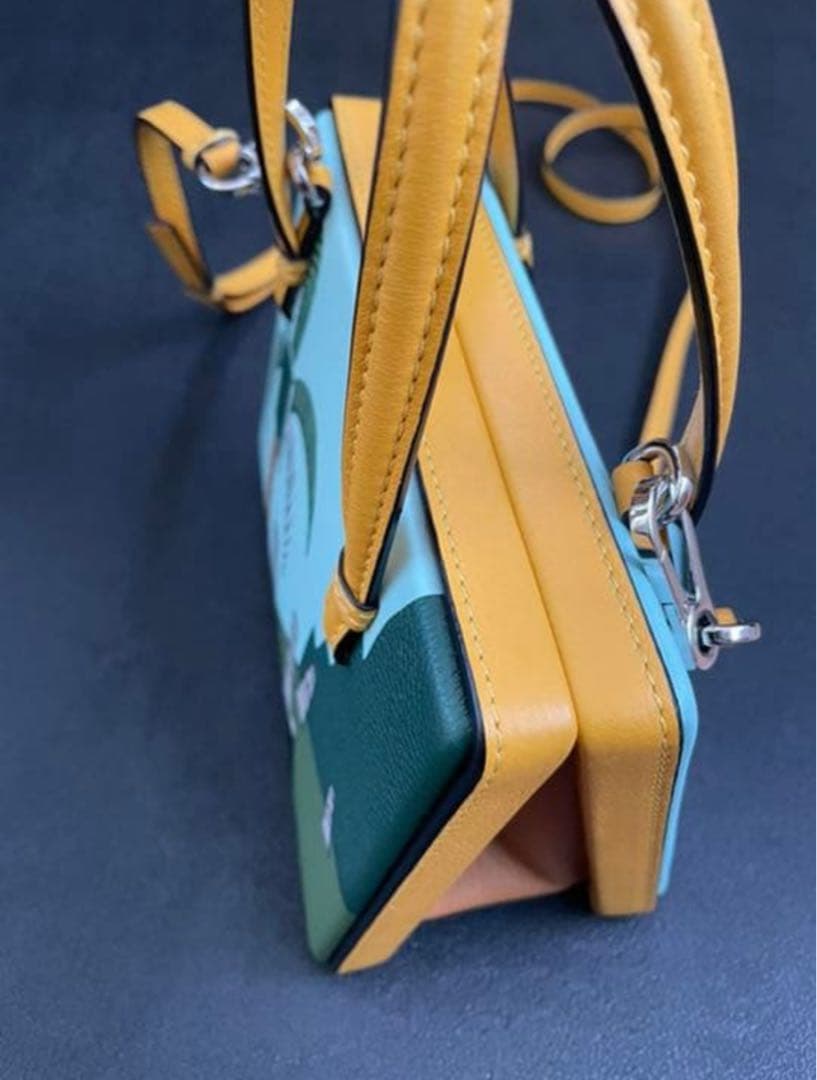 LOEWE パームツリー トートバッグ クラシックカーフ ポスタルバッグ LOEWE パームツリー トートバッグ クラシックカーフ ポスタルバッグ