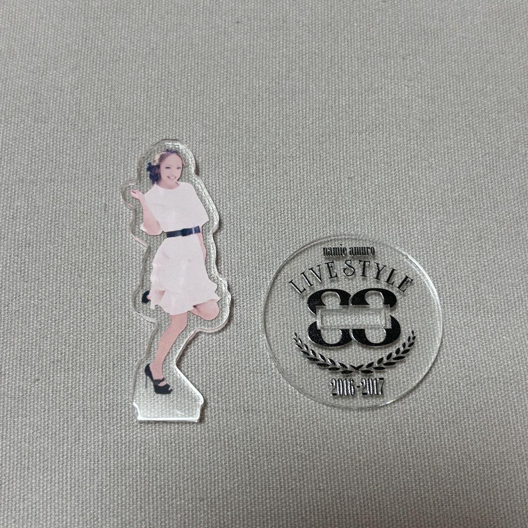 安室奈美恵 アクリルスタンド19 - メルカリ
