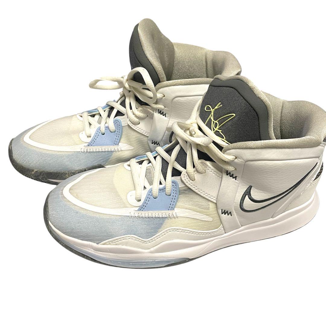 【NIKE】バッシュ　カイリー8インフィニティ25㎝　女性　限定1点　部活　箱無