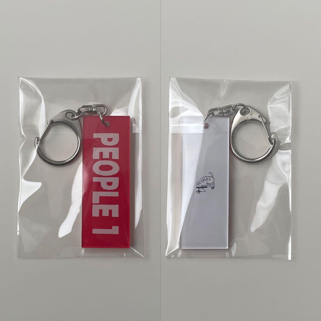 PEOPLE1 ピンズ 缶バッジ ピック キーホルダー - メルカリ PEOPLE1 ピンズ 缶バッジ ピック キーホルダー - メルカリ