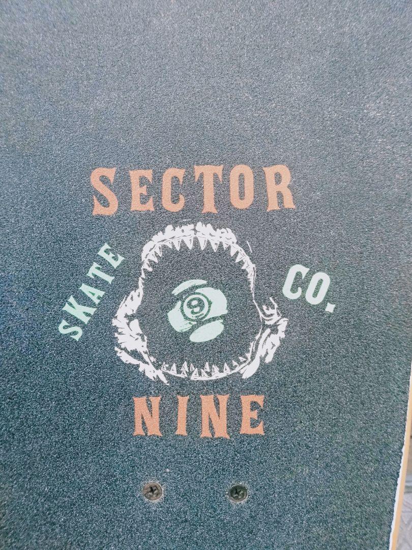 R　SECTOR 9 セクターナイン クルーザー