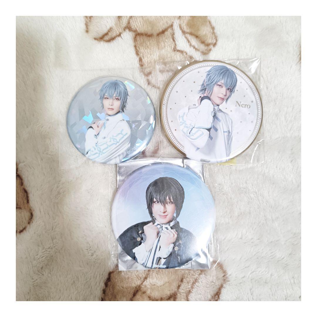 ୨୧ まほステ ネロ ホワイト 缶バッジ