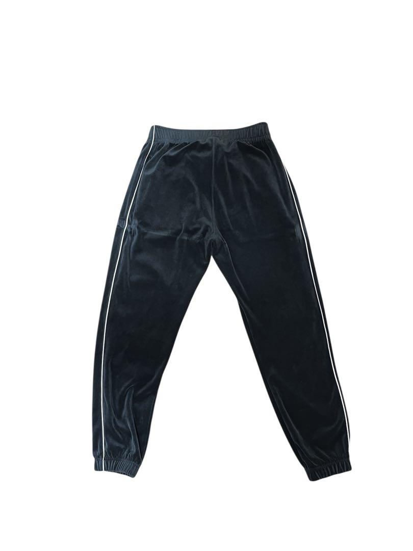 NIKE ベロアセットアップ