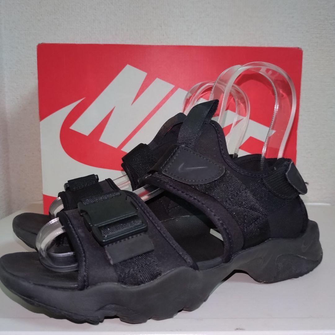 NIKE　ナイキ　サンダル　キャニオン