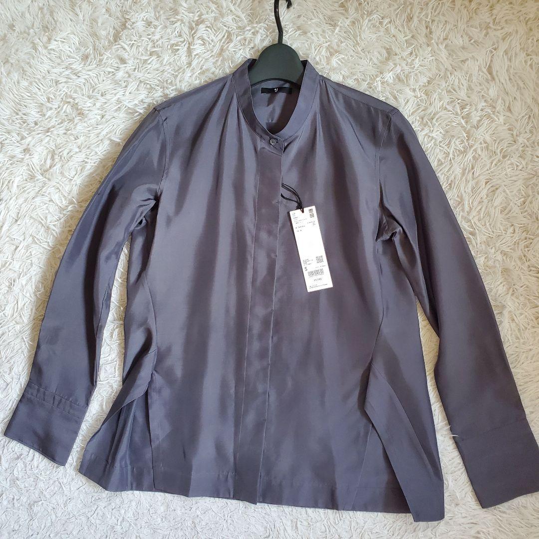 新品未使用　UNIQLO ＋Ｊ　シルクスタンドカラーシャツ（長袖）ダークグレー 新品未使用 UNIQLO ＋J シルクスタンドカラーシャツ（長袖