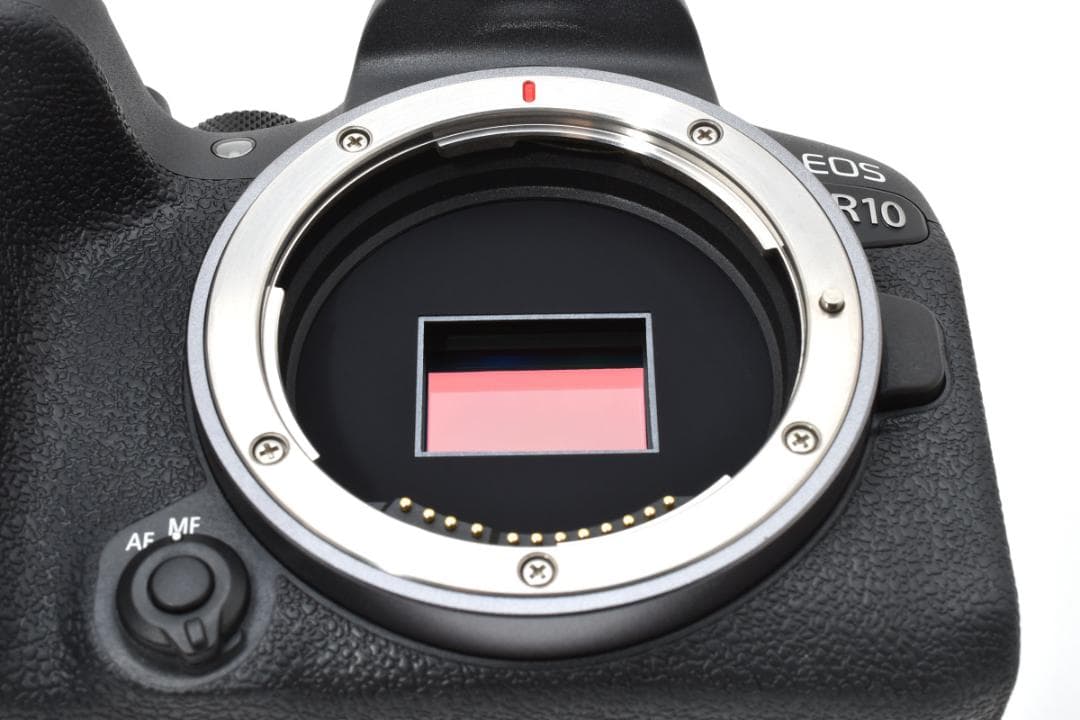 ほぼ新品 キャノン Canon EOS R10 ボディ 1434 ほぼ新品 キャノン Canon EOS R10 ボディ 1434