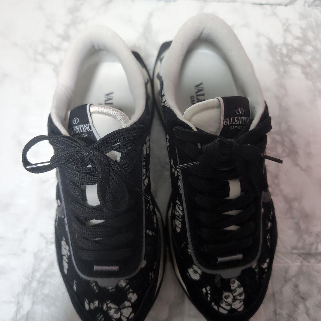 美品✨VALENTINO ヴァレンティノ スニーカー レースランナー V